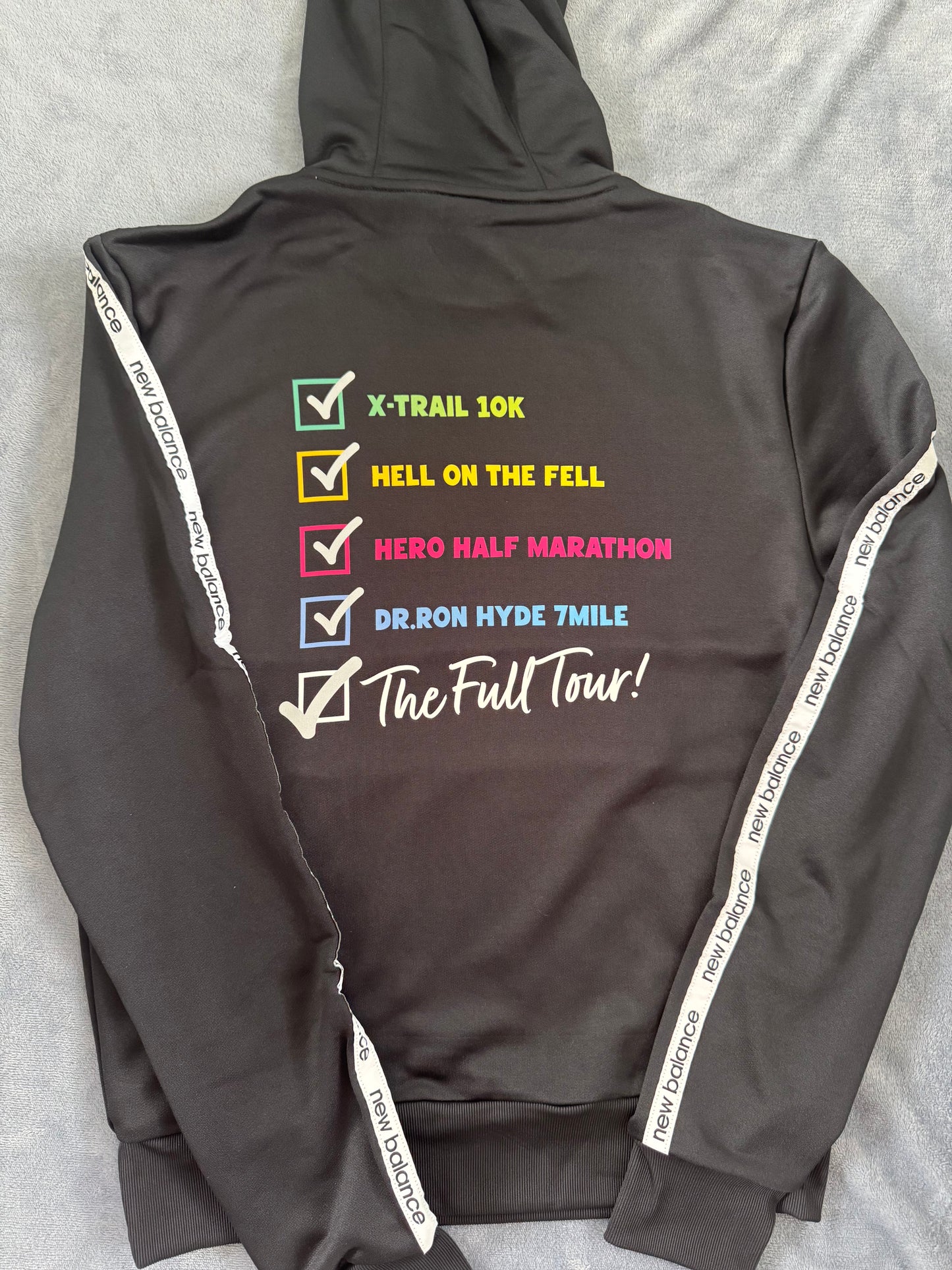 FULL TOUR HOODY