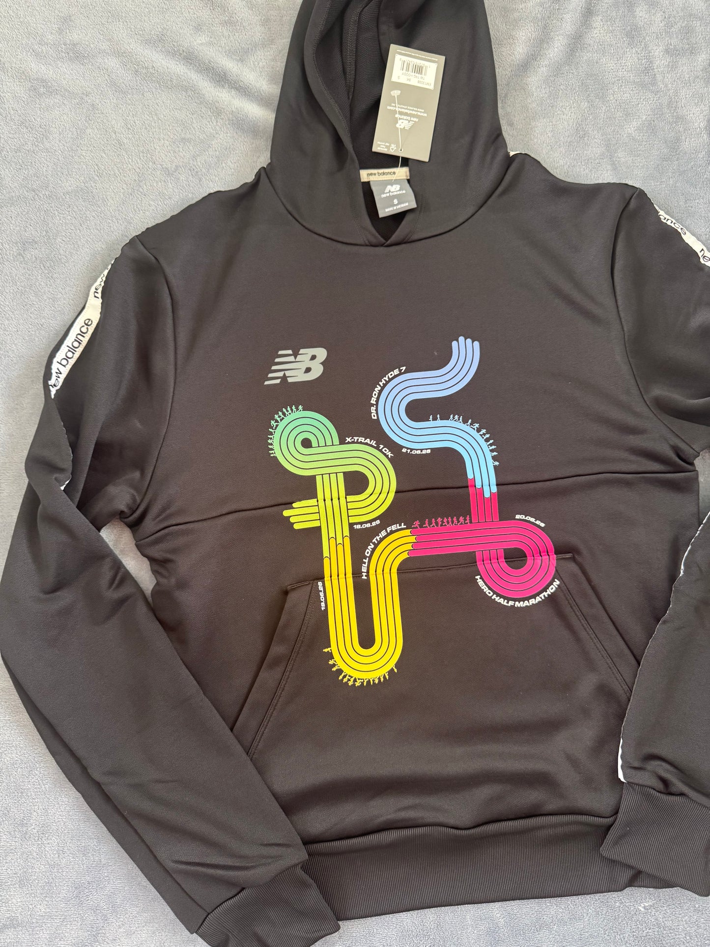 FULL TOUR HOODY